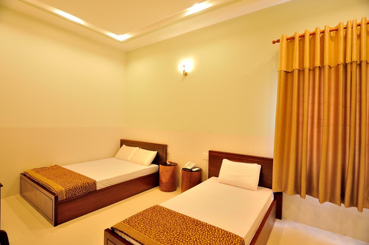 Dong Xanh Hotel 쩌우독 외부 사진